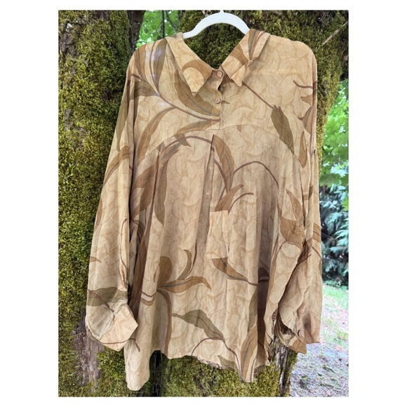 Kantha Bae Kismet Button Up Silk Shirt - Picture 2 of 10